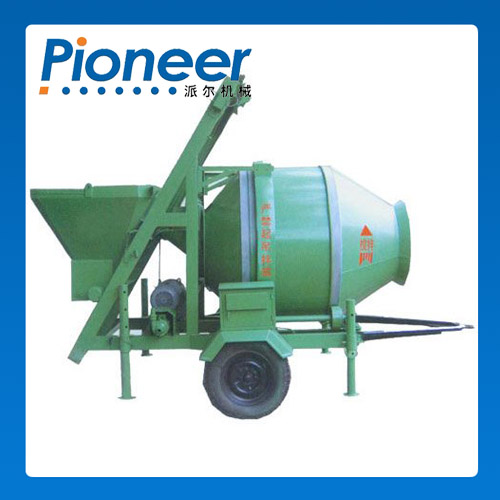 mobile concrete mixer